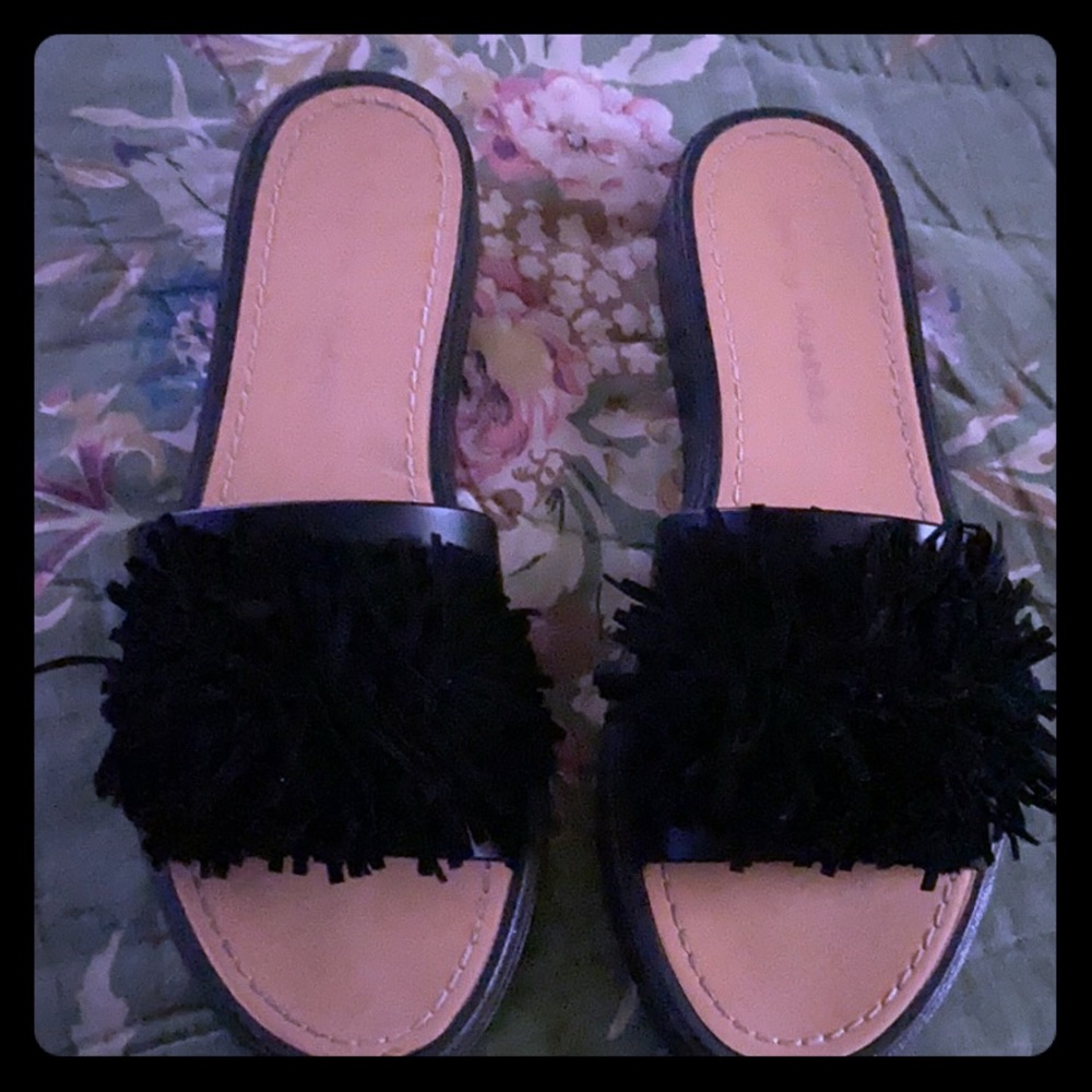 Women’s pool slides